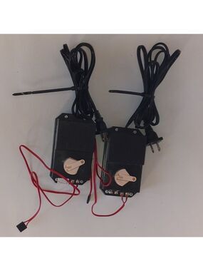 Pair of Bachmann HO or N Scale Model Railway Transformer Model 6607C